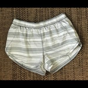 Lululemon White and Gray Stripe Shorts 4